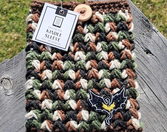 Camo Kindle Sleeve : Fourth Wing Dragon