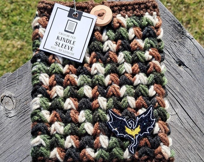 Camo Kindle Sleeve : Fourth Wing Dragon