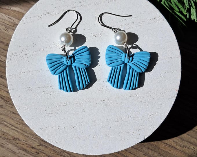 Turquoise Bows