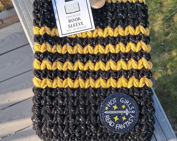 Fourth Wing Inspired Book Sleeve