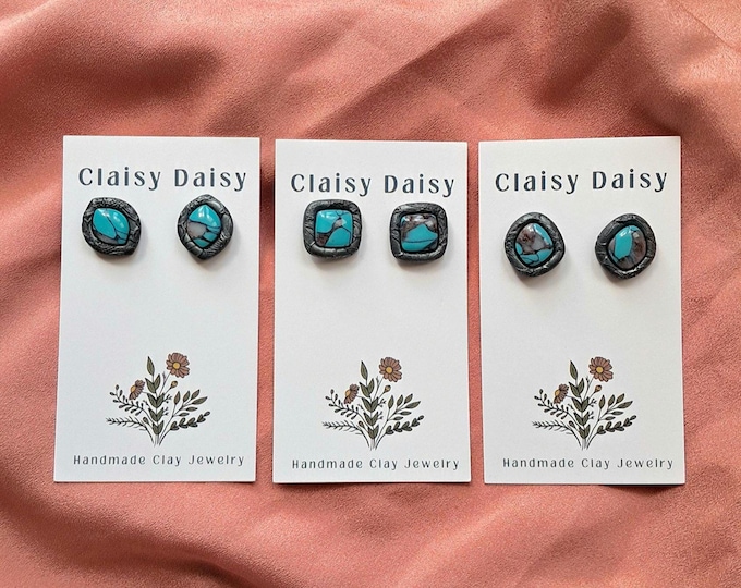 Stud: Extra Small Turquoise