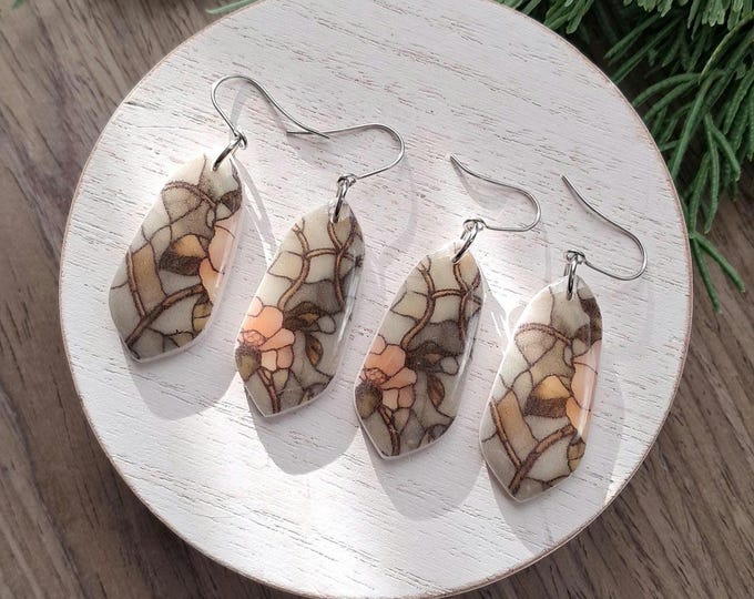 Green Stained Glass : Dagger