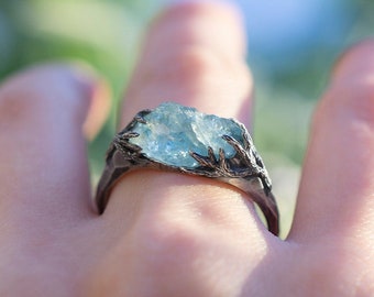 Raw Aquamarine silver ring, Blue dioptase crystal, Boho statement ring, Nymph dryad ring, Wiccan jewelry, Pagan Jewellery, Healing crystals