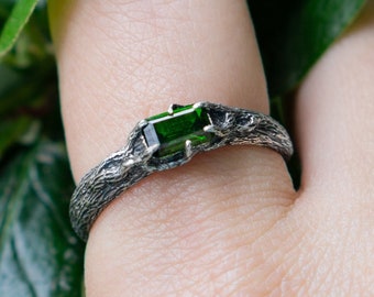 Sterling silver green tourmaline thicket ring, natural diopside, daily ring, tree engagement witch wiccan elven branch forest twig gothic