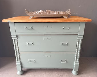 antique chest of drawers