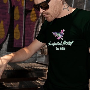 Thunderbird Hotel Vintage Las Vegas Neon Sign Reproduction Men&#39;s T-shirt