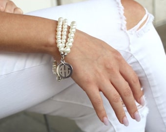 Monogrammed Pearl Bracelet,  Triple Pearl Bracelet, Personalized Pearl Bracelet, Personalized Jewelry Charm Pearl Bracelet, Monogram Jewelry