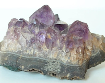 Amethyst Geode 163.37gms   *Free Shipping*