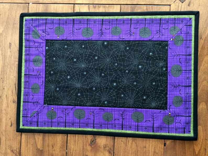 Quilted Placemat Set of 6 Halloween Placemats Spooky Decor Etsy