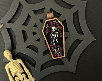 Large Halloween Hand Embroidered Necklace Pendant - Skull Skeleton Flowers Floral - Flower Coffin Casket Morbid death - Black Cotton - Wood