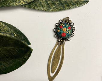 Large Floral Embroidered Fall Flower Bookmark - Bronze Floral Lace Filigree Metal Book Mark - Pink Red Bright Roses Flowers