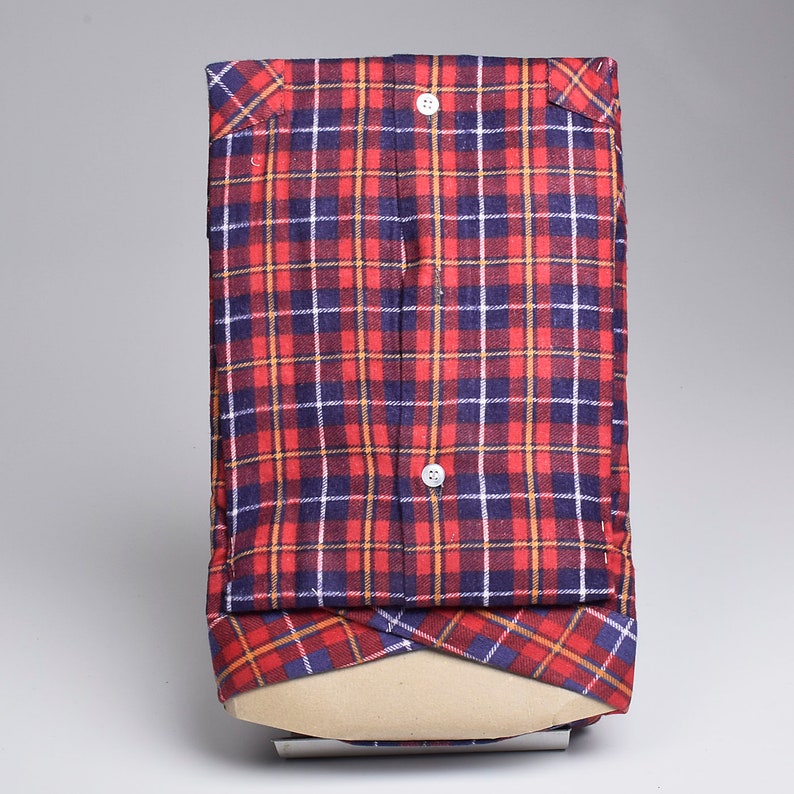 1970s Deadstock Mens Plaid Flannel Shirt Long Sleeve Red Two Pocket Fall 70s Vintage Buttons Down