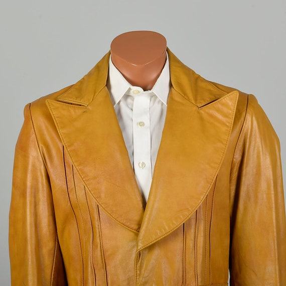 Medium 1970s Trench Coat Mustard Leather Huge Lap… - image 6