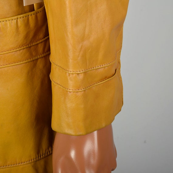 Medium 1970s Trench Coat Mustard Leather Huge Lap… - image 9