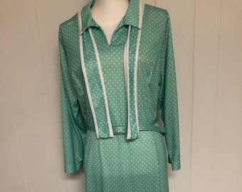 Vintage 1970's Women's Dress in Mint Green with White Polka Dots Size 20-1/2