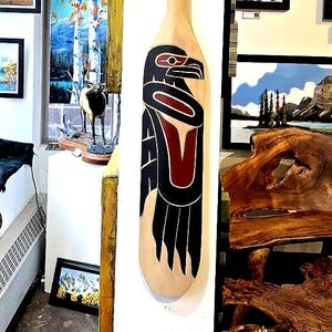Double Raven Paddle Original First Nations Coast Salish Native Carving by David LOUIS Signed Indigenous  Authentic Wood Art Right Facing