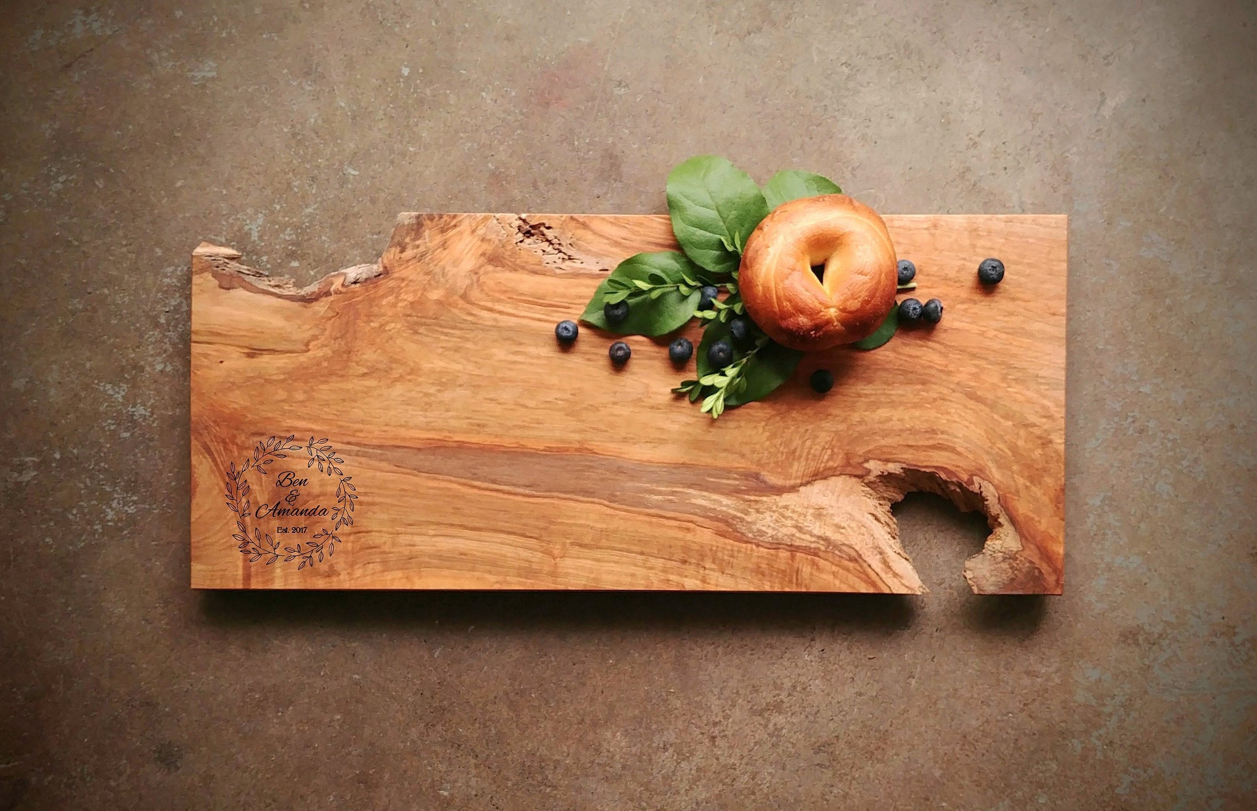 Rustic Maple Cutting Board w/Feet & Wood Butter