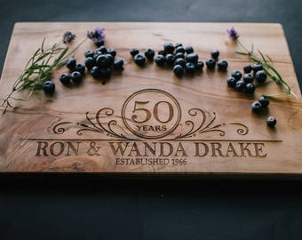 Cadeau du 50e anniversaire de mariage - Planche à découper personnalisée - Cadeau du 25e anniversaire de mariage - Cadeau du 5e anniversaire de mariage