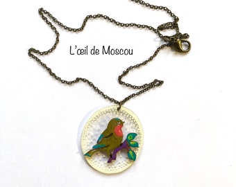 necklace, robin pendant, bronze-colored chain