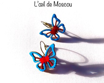 Boucles d'oreilles papillon en bois peint, bleu, fushia et rouge, dormeuses oreilles percées