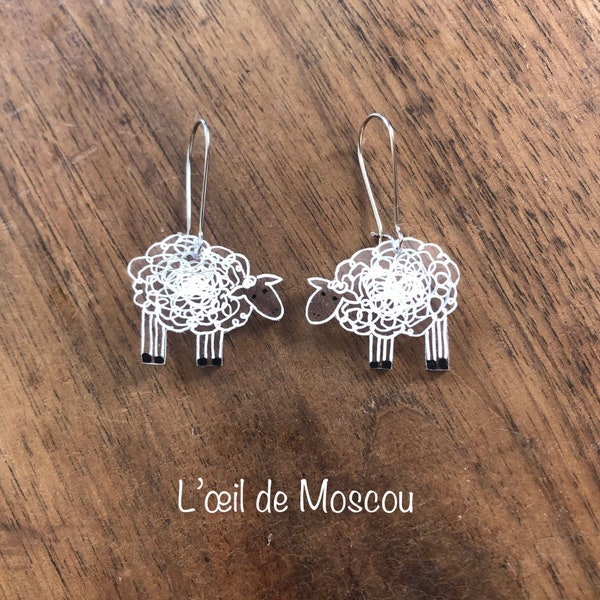 boucles d'oreilles originales, moutons blancs, support dormeuses