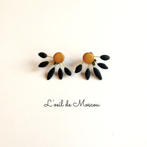 golden pastille ear clips, black petals