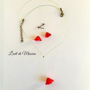 simple poppy necklace and earrings set