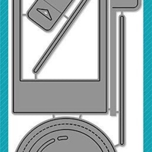 Può includere: Un modello di fustella per una fotocamera con un'aggiunta di linguetta a strappo. Il modello è in metallo ed è progettato per essere utilizzato con una macchina fustellatrice. Il modello fa parte del set "Magic Iris Camera Pull-Tab Add-On" di Lawn Fawn.