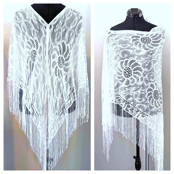 Vintage  *Made in Japan* LACY CROCHET PONCHO  White Rayon Viscose FrInged Poncho Shawl Mantle *60s 70s Hippy Festival  Formal Prom Wedding*
