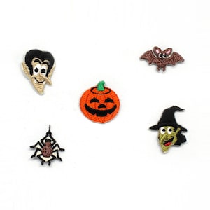 Mini Halloween Patch Iron on Sew On Clothes  Embroidered Badge iron on Halloween Patch Iron on,Pumpkin,Witch,Dracula,Spider,Bat