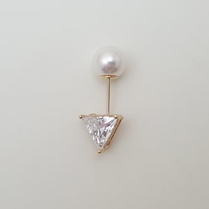 Elegant Gold triangle pearl short Lapel Pin Gold Metal,Pin Accessories ,Boutonniere Buttonhole Fashion Wedding Favors,Shawl pin,Poncho