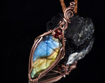 Faceted labradorite necklace flashy blue yellow labradorite pendant blood red CZ multi stone crystal necklace pure copper boho wire wrap