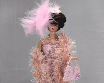 Fashion doll Gown/Going to the OSCARS in pink................ crocheted - includes hat, purse, stole and shoes