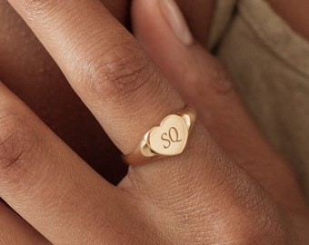 Custom Heart Signet Ring by GracePersonalized - Personalized Gold Heart Ring - Engraved Heart Shaped Ring | Medium Heart *REENA RING*