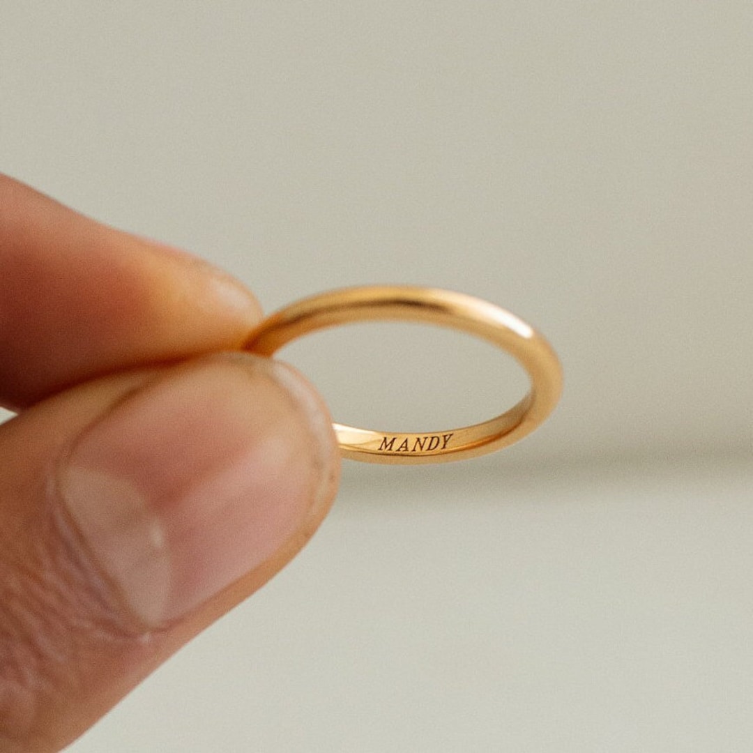 【Grace Personalized】RHONDAリング Personalized Oval Signet Ring by Gracepersonalized - Custom