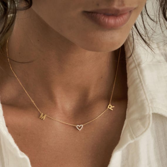 Personalized Name Necklace Custom Spaced Letters Necklace Gold Initials  with Heart or Star Necklace Gifts for Mom *B0038-E02*