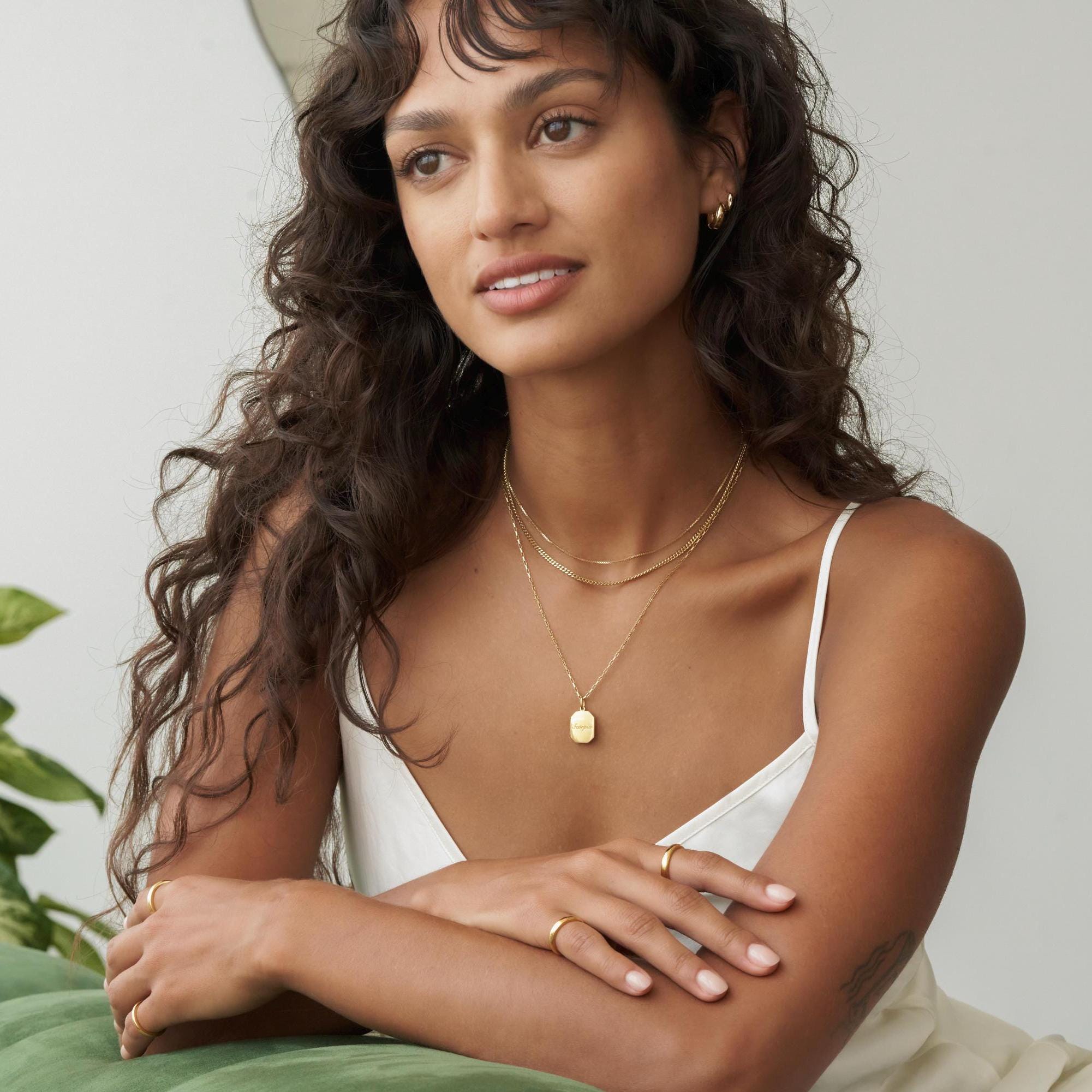 【Grace Personalized】ELENA AFFIRMATIONネックレス Engraved Affirmation Pendant Necklace by Gracepersonalized
