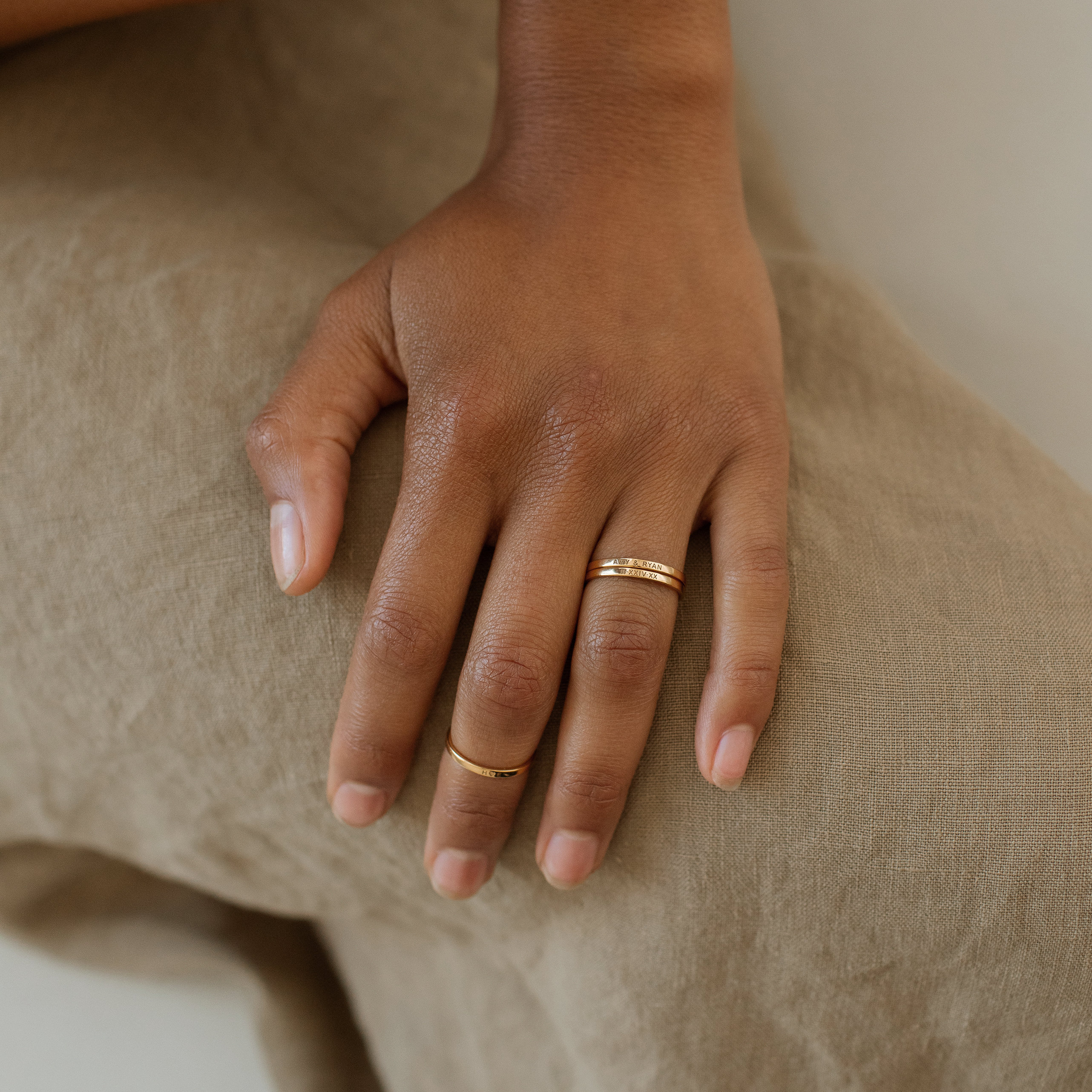 【Grace Personalized】REBECCAリング Engraved Affirmation Ring by Grace Personalized - Custom