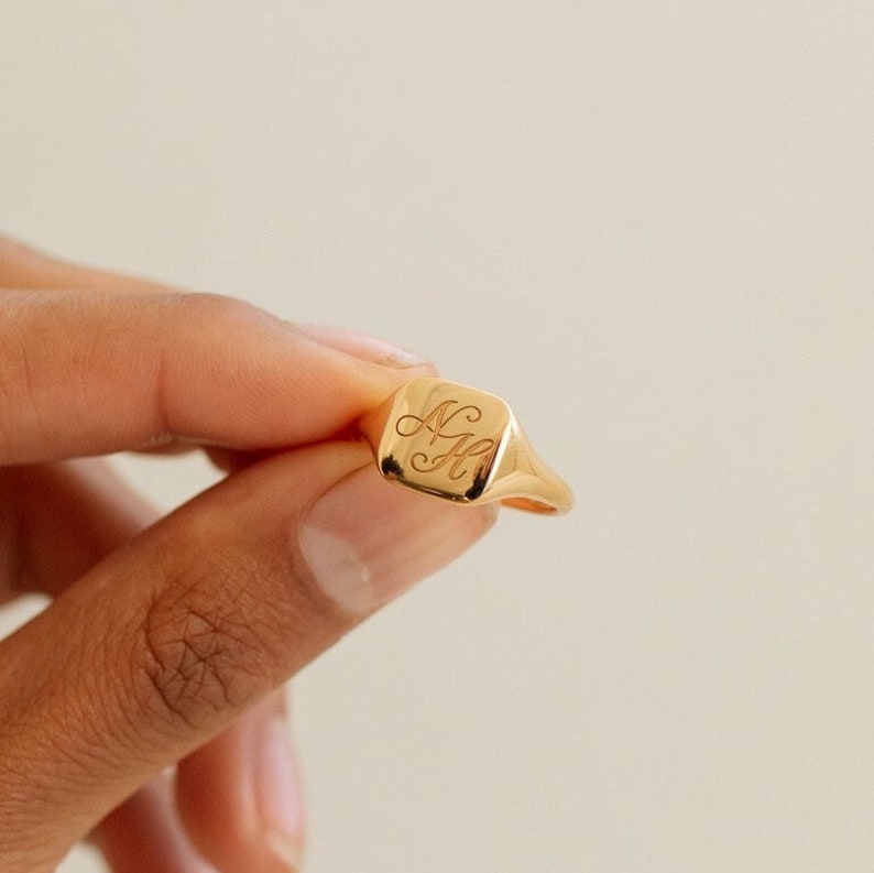 Custom Square Signet Ring by GracePersonalized Engraved Initial Ring Personalized Couple Rings Medium Square Signet RANAE RING image 2