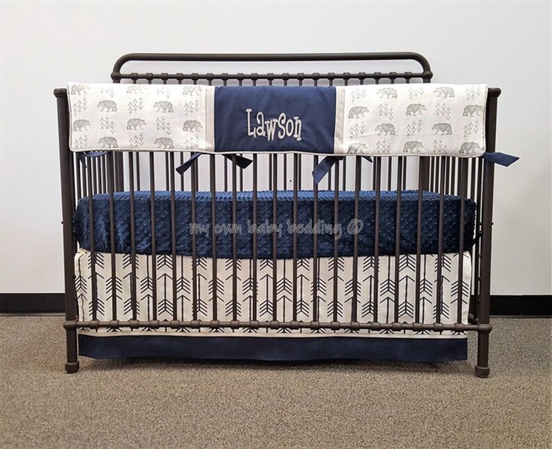 Woodland Bear /& Arrow Bedding Navy and French Grey