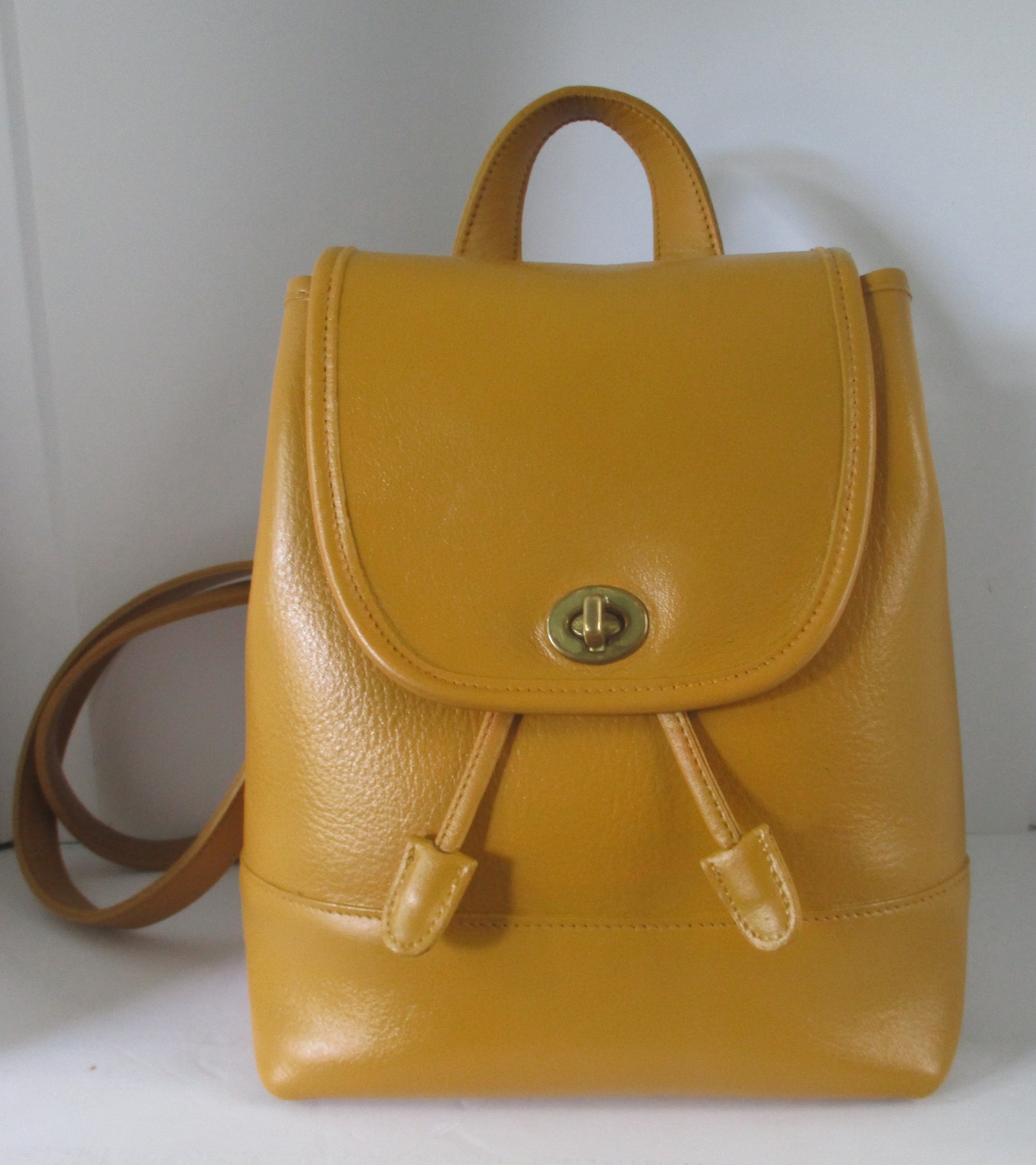 COACH Vintage Yellow Mustard Leather Drawstring Backpack - Etsy