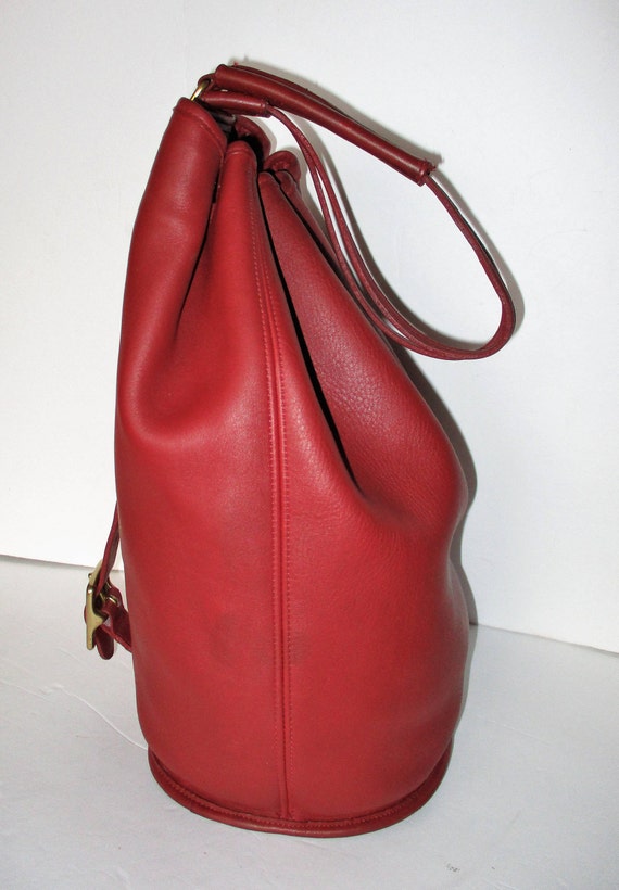 COACH Vintage The Sling Red Leather Ruck Sack Dra… - image 7