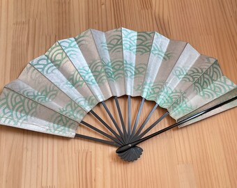 Vintage folding hand fan, sensu, Japanese folding hand fan, green seigaiha pattern hand fan