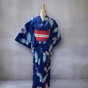 Yukata and obi, blue summer kimono with obi, red hakata obi, hanhaba obi, butterfly and flower