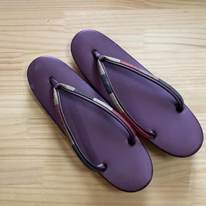 Japanese sandals for Kimono style, Zori, for women, purple zori