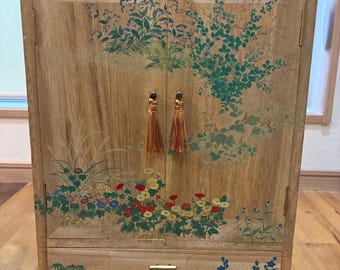 Vintage Genji Monogatari Shikishi Art Collection, 60 Japanese Gold Leaf Color Prints, Paulownia Wood Cabinet, Franklin Gallery Certified, He