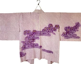 Price reduced, Vintage silk Japanese Haori, Kimono, Kimono jacket, kimono coat, light purple haori,  shibori,