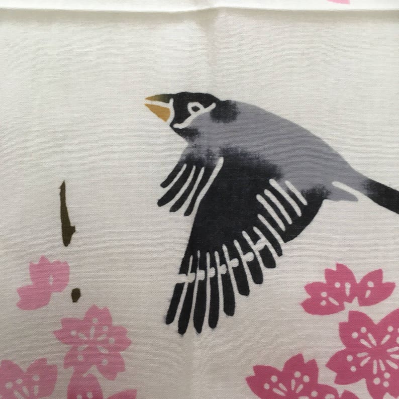 Japanese gift cotton fabric Japanese fabric cherry blossom wrapping cloth tapestry Tenugu Sentencebird fabric art cat