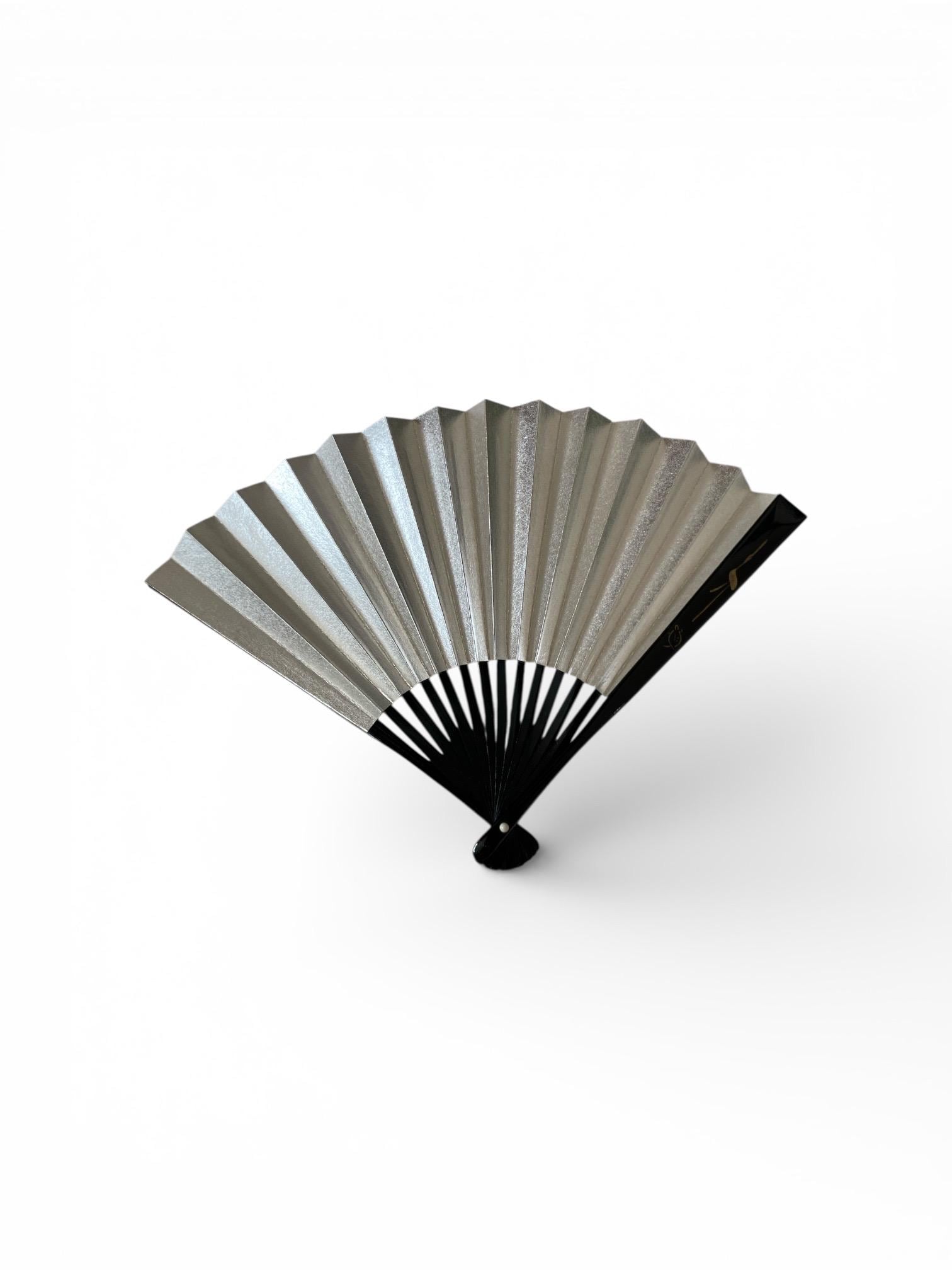Reversible Japanese Folding Fan – Gold & Silver Sensu, Crane and