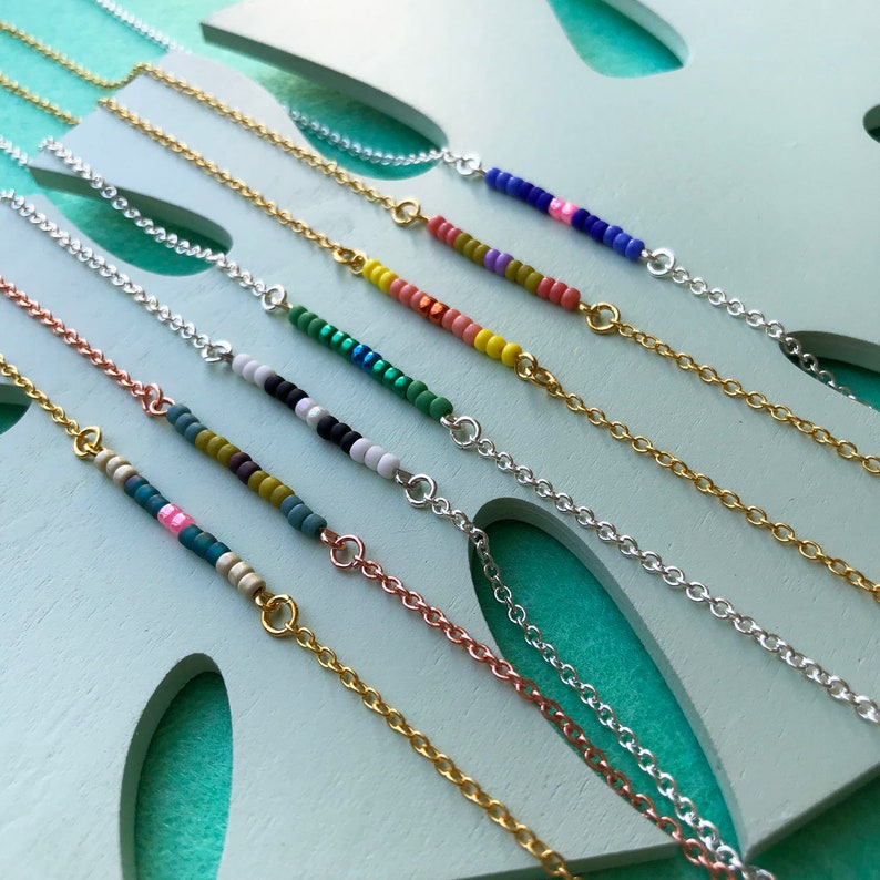 minimal bar necklace with toho beads white boho fashion green colorful fun pink glassbeads Beaded Barnecklace festival trend